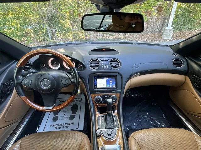 Used 2011 Gray Mercedes-Benz SL 550 image 9