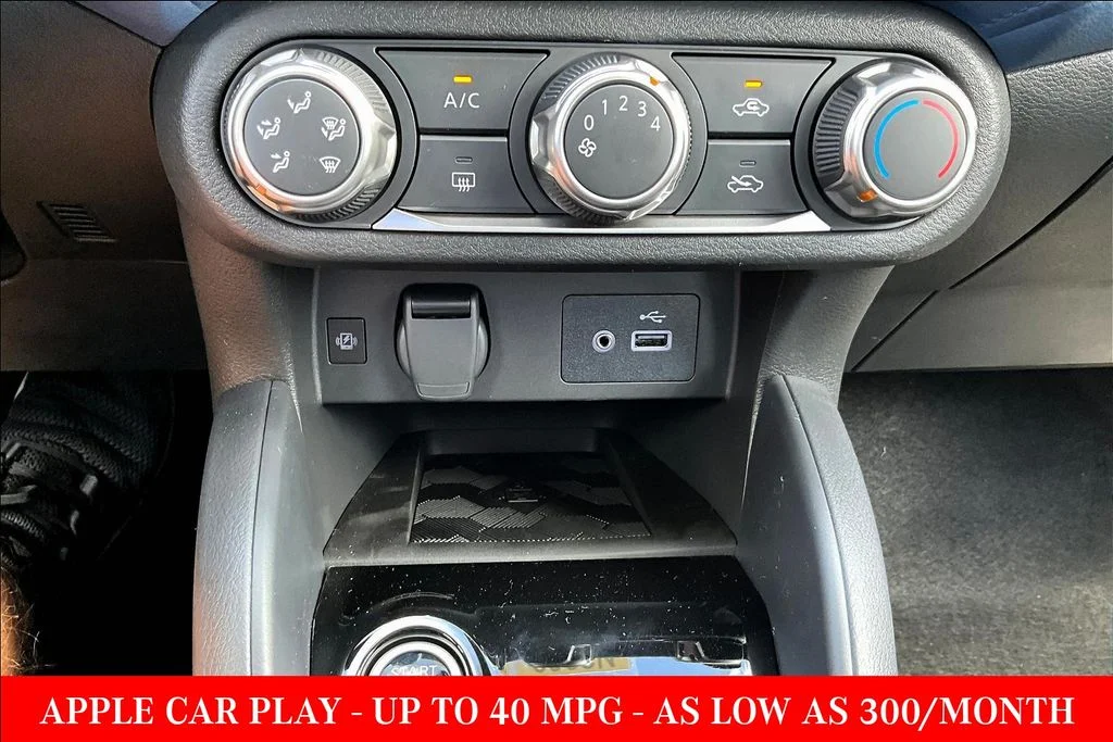 2025 Nissan Versa Sedan SV - Photo 22