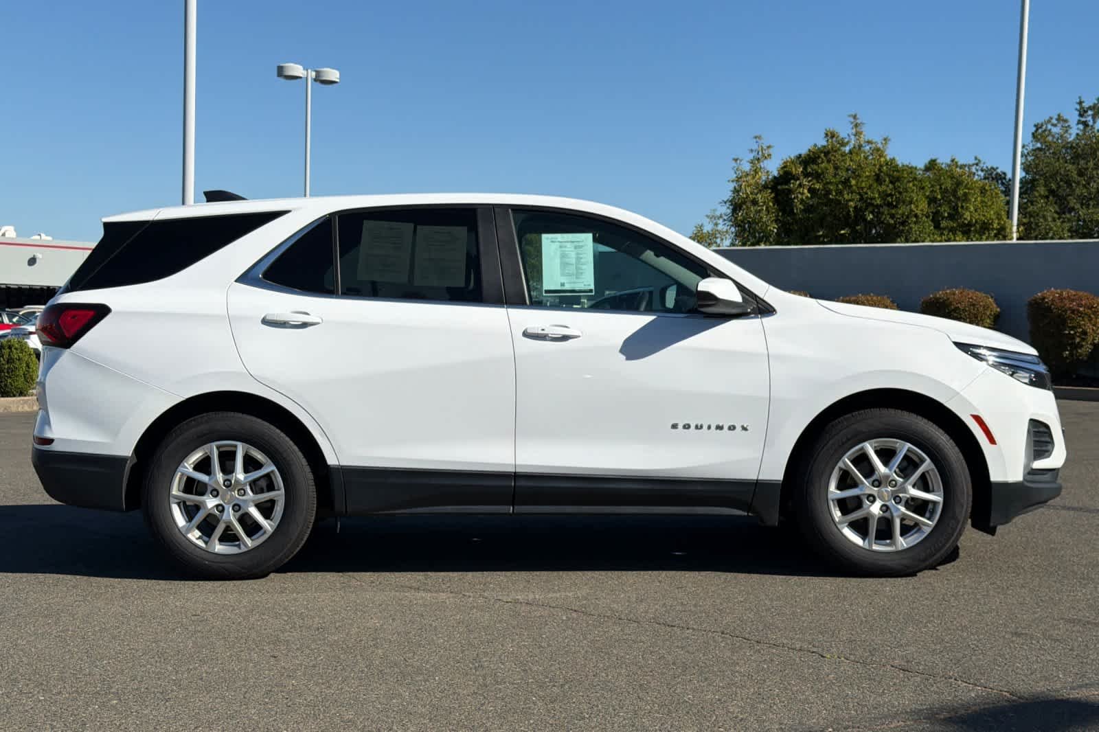 Used 2022 Summit White Chevrolet LT image 6