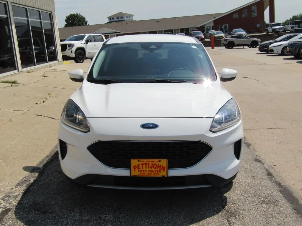 Used 2021 White Ford SE image 13