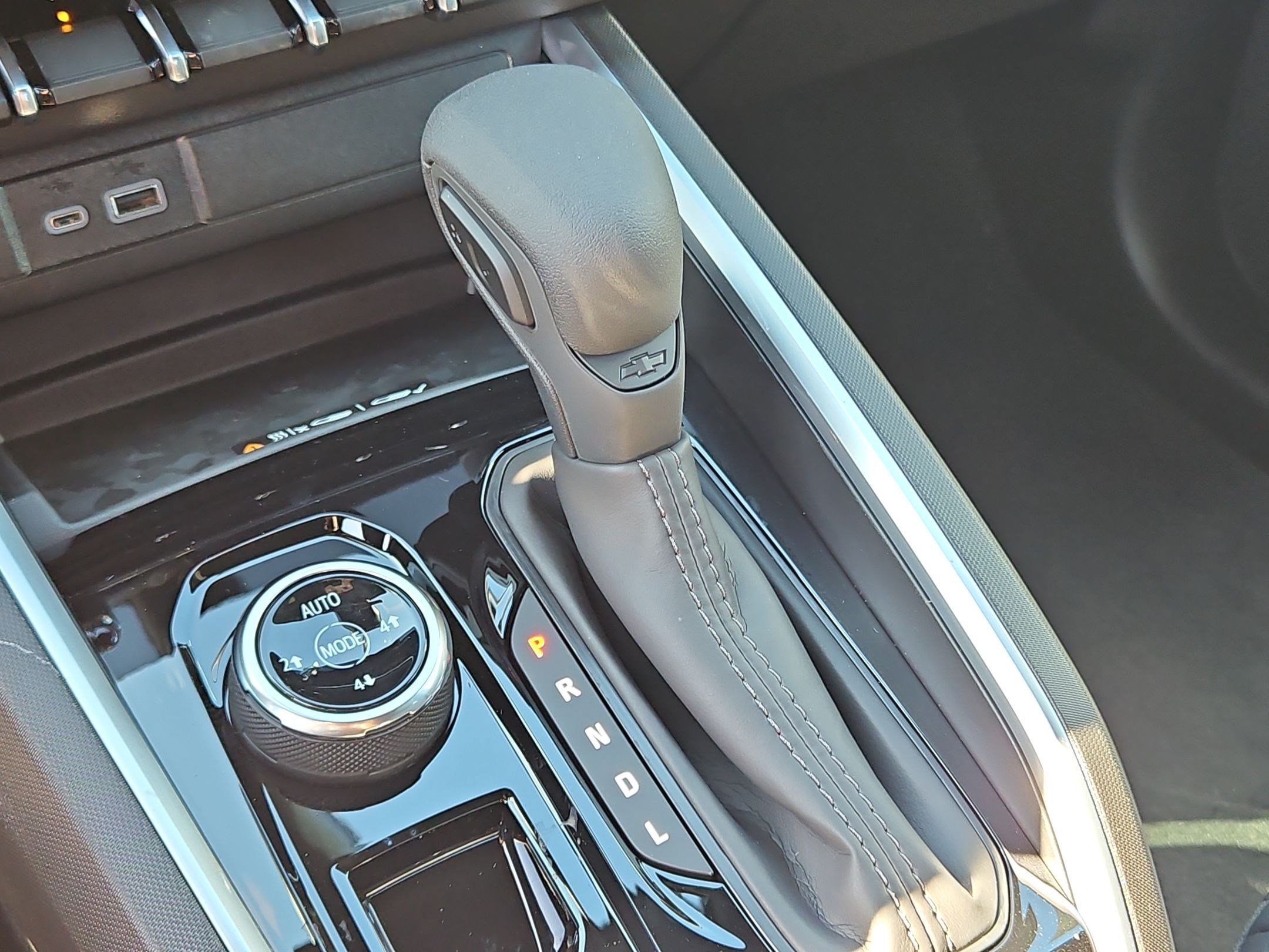 New 2026 Summit White Chevrolet Trail Boss image 6