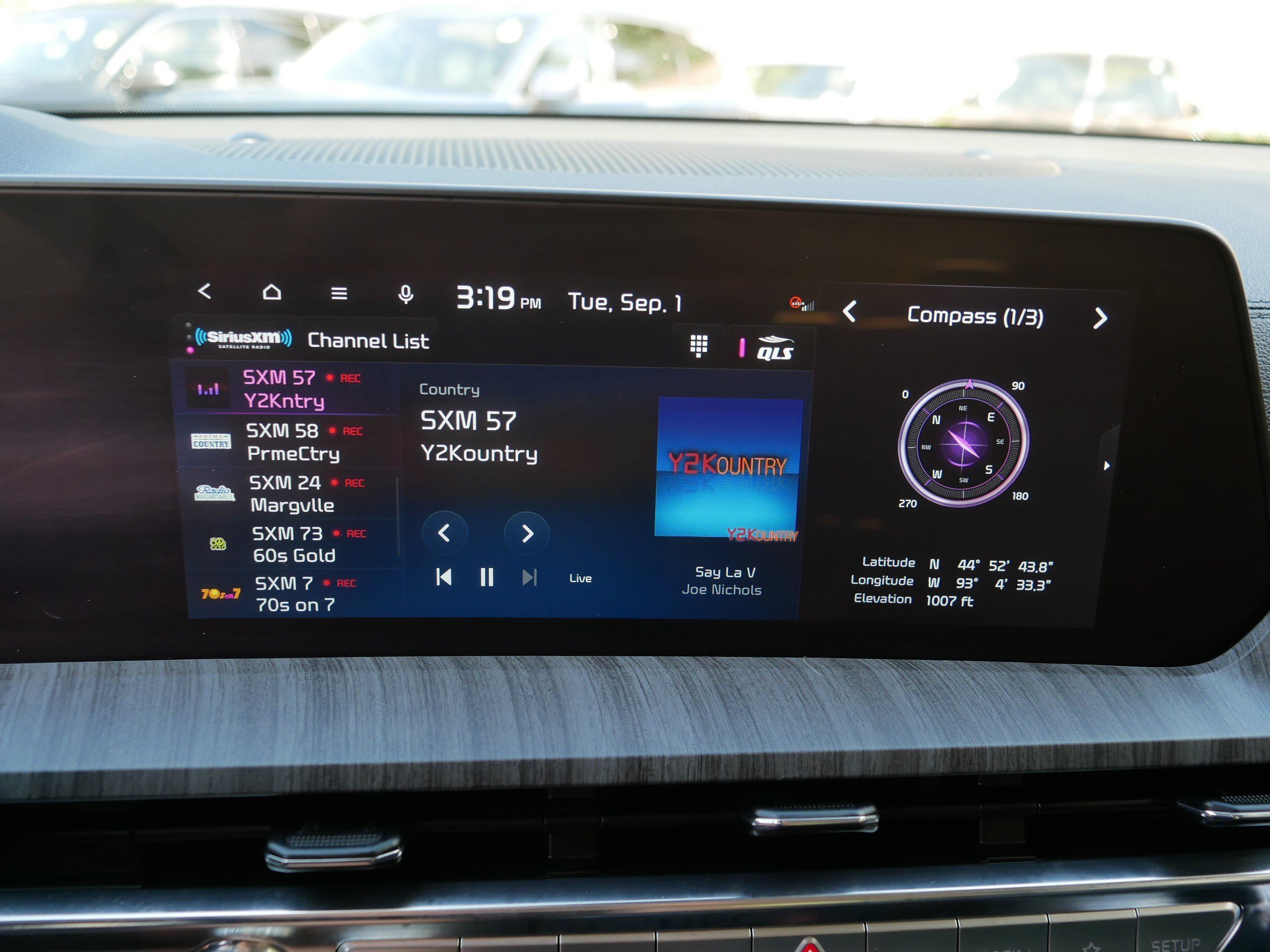 Certified Used 2024 Glacial White Pearl Kia SX image 22