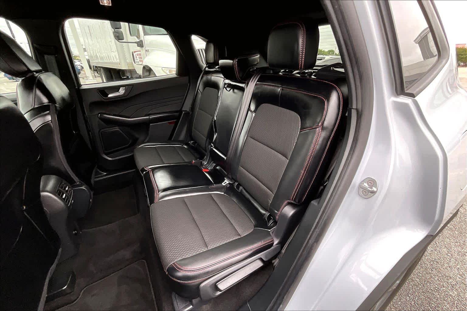 Used 2025 Space Silver Ford ST-Line image 15