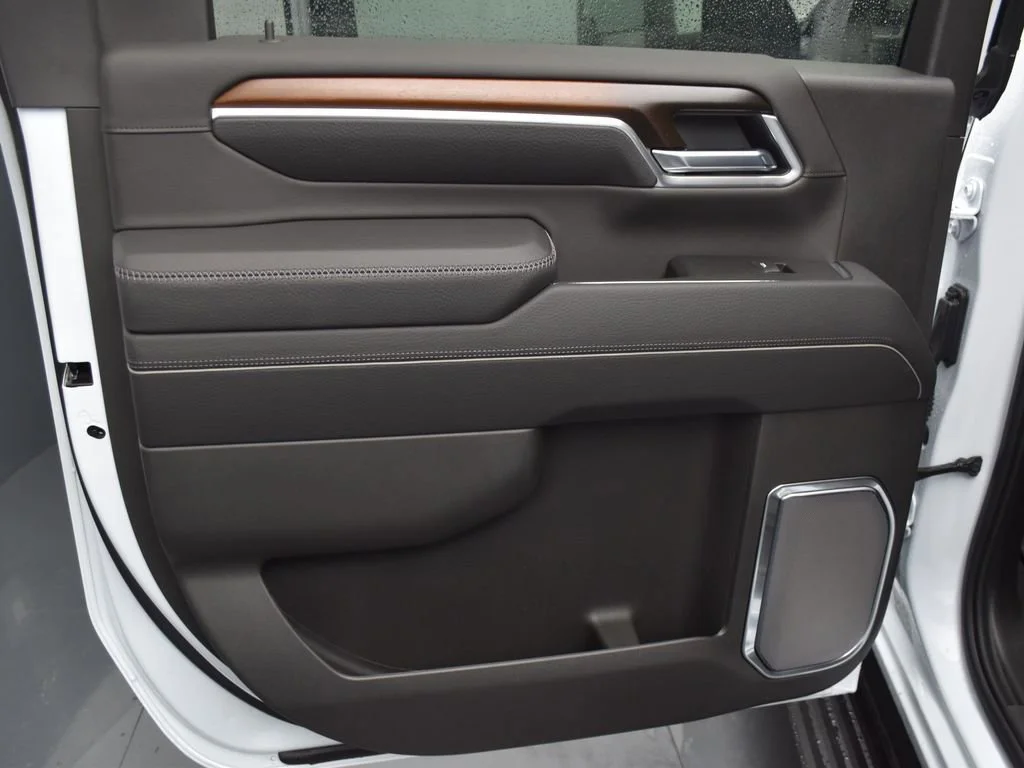 2026 GMC Sierra 2500HD Denali - Photo 17