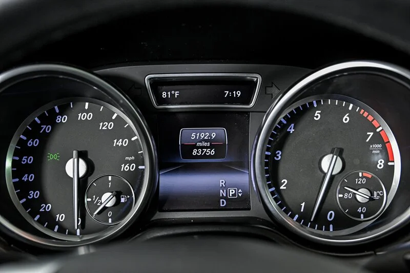 Used 2014 Black Mercedes-Benz ML 350 4MATIC® image 21