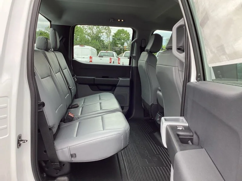 2026 Ford F-350 Super Duty XL - Photo 11