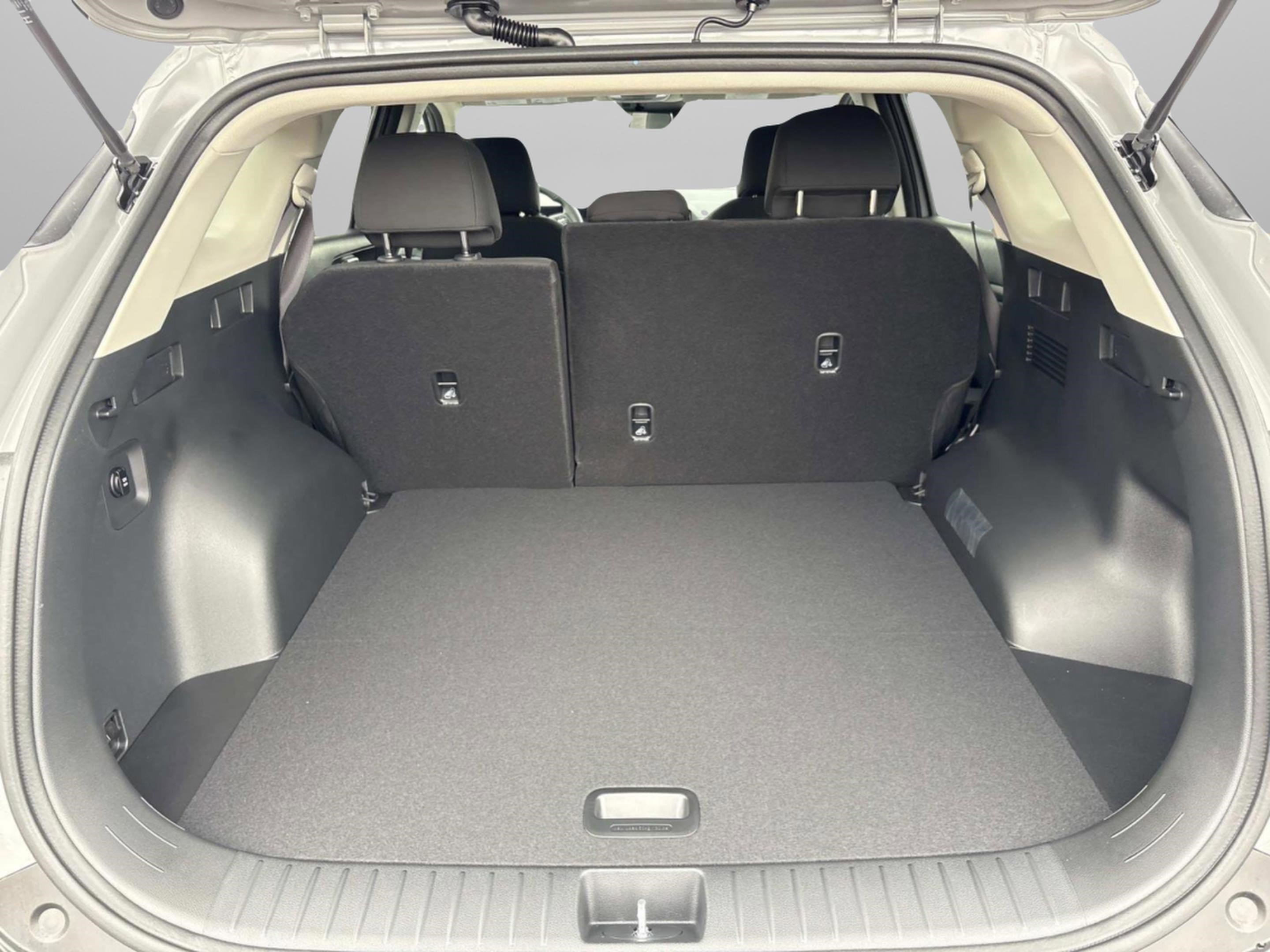 New 2026 Wolf Gray Kia S image 12