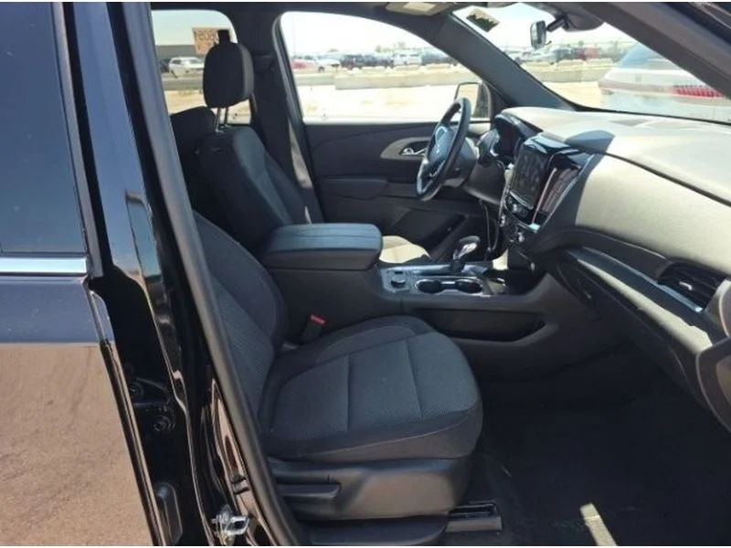 Used 2023 Mosaic Black Metallic Chevrolet LT Cloth image 10
