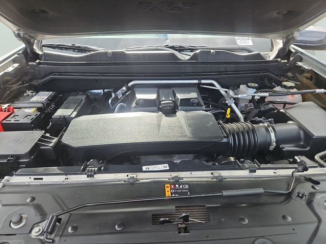 Used 2025 Sterling Gray Metallic Chevrolet Trail Boss image 33
