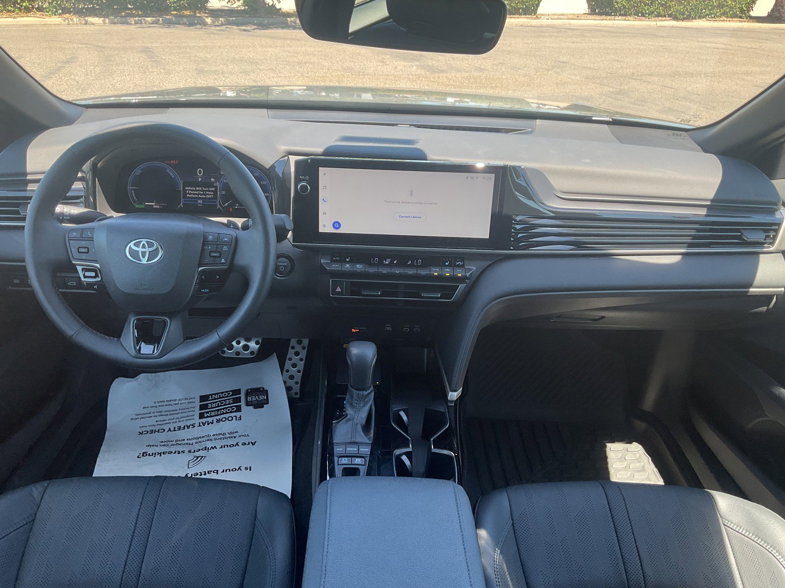 2026 Toyota Camry XSE - Photo 16