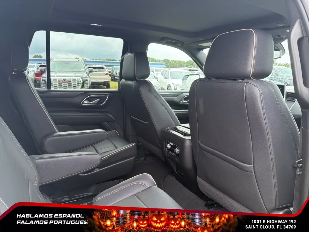 Used 2022 WHITE FROST TRICOAT GMC SLT image 32
