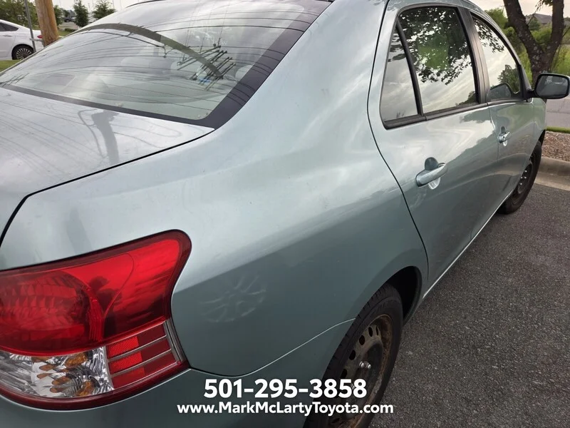 Used 2010  TOYOTA BASE image 4