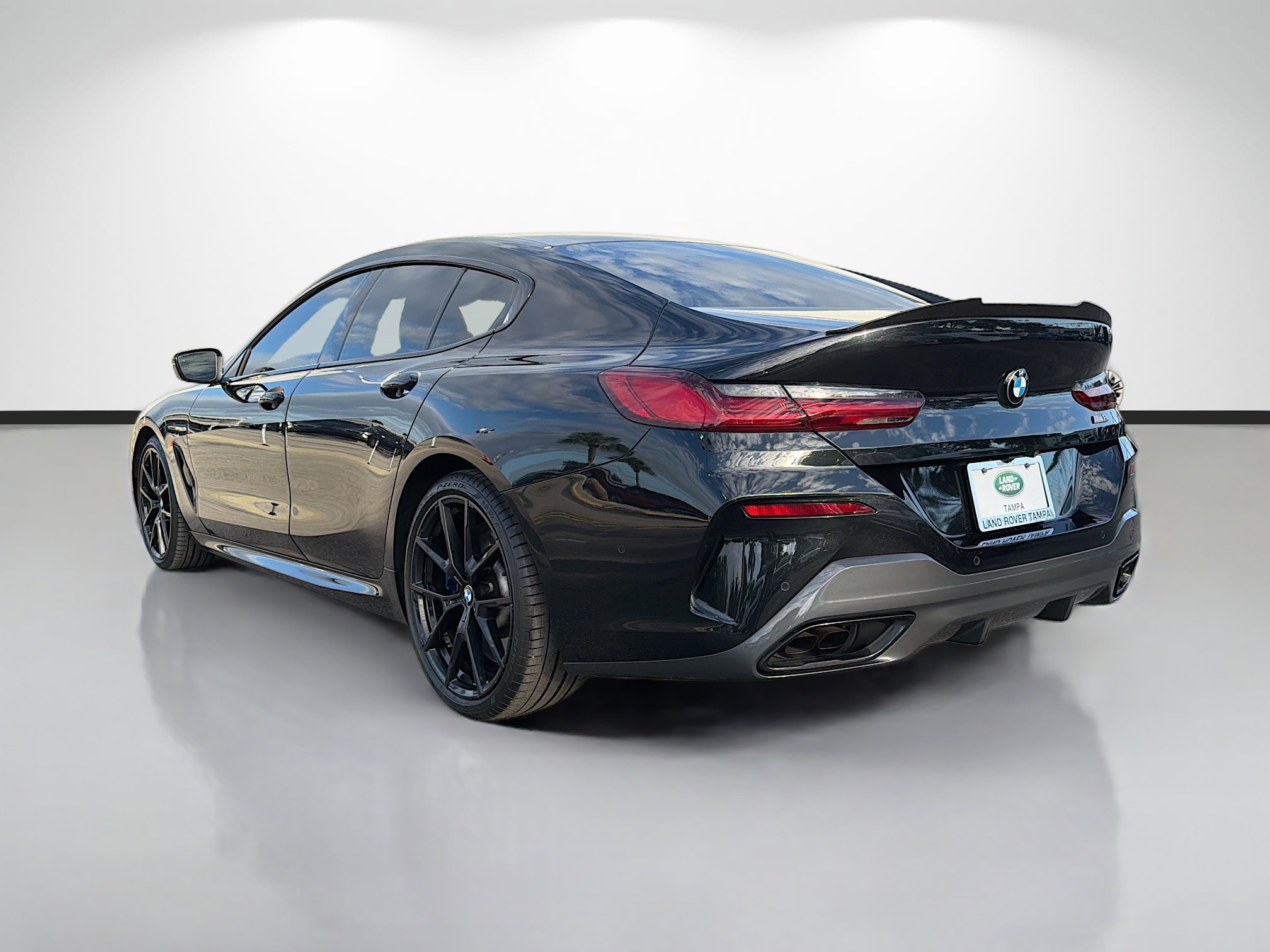 Used 2022 Black Sapphire Metallic BMW M850i image 3
