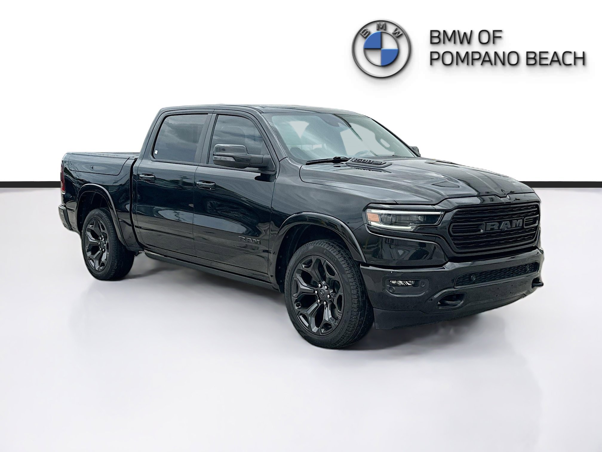 2023 RAM 1500 Limited 4x4 Crew Cab 5'7's photo