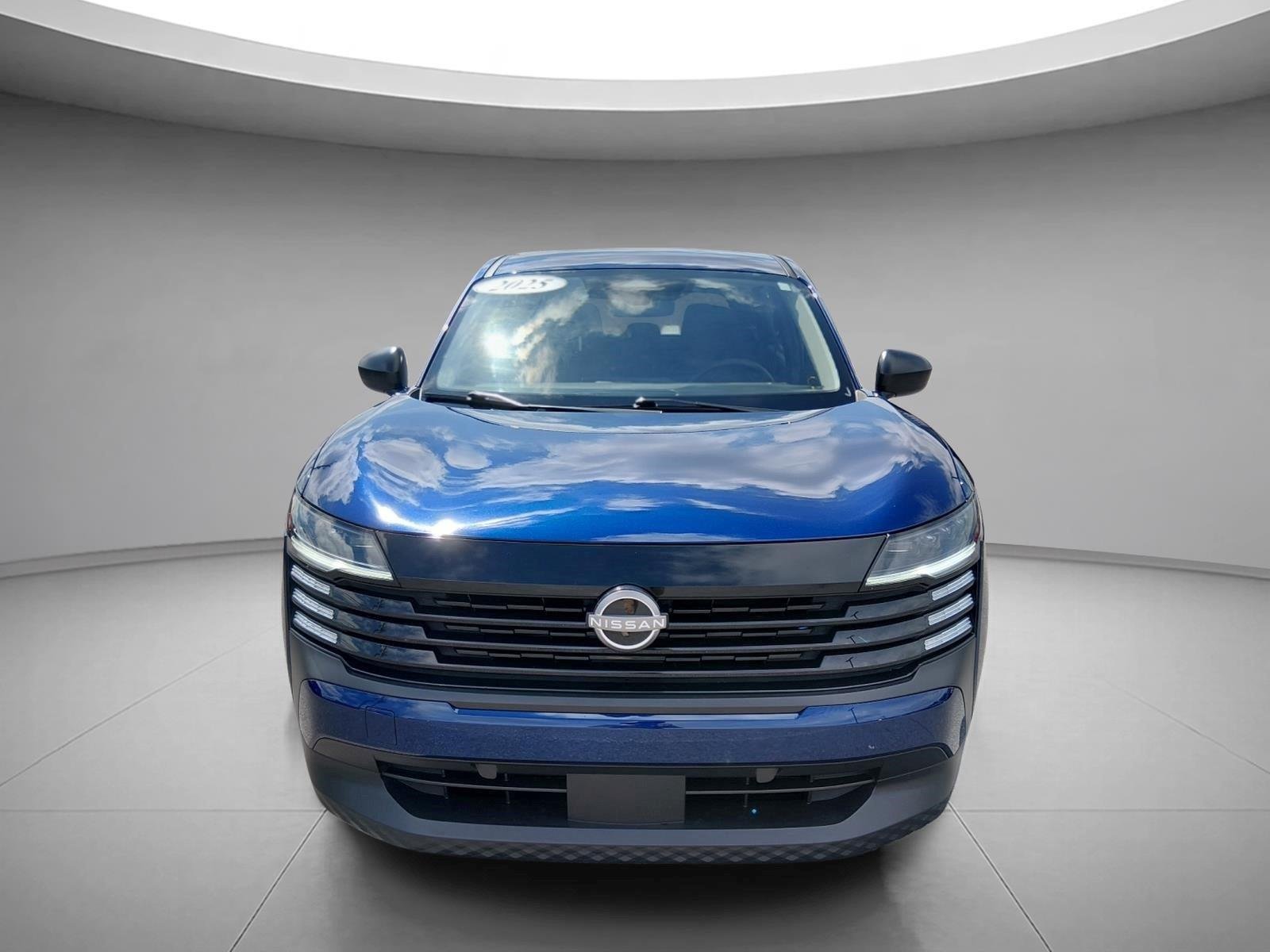 Used 2025 Deep Blue Pearl Nissan S image 8