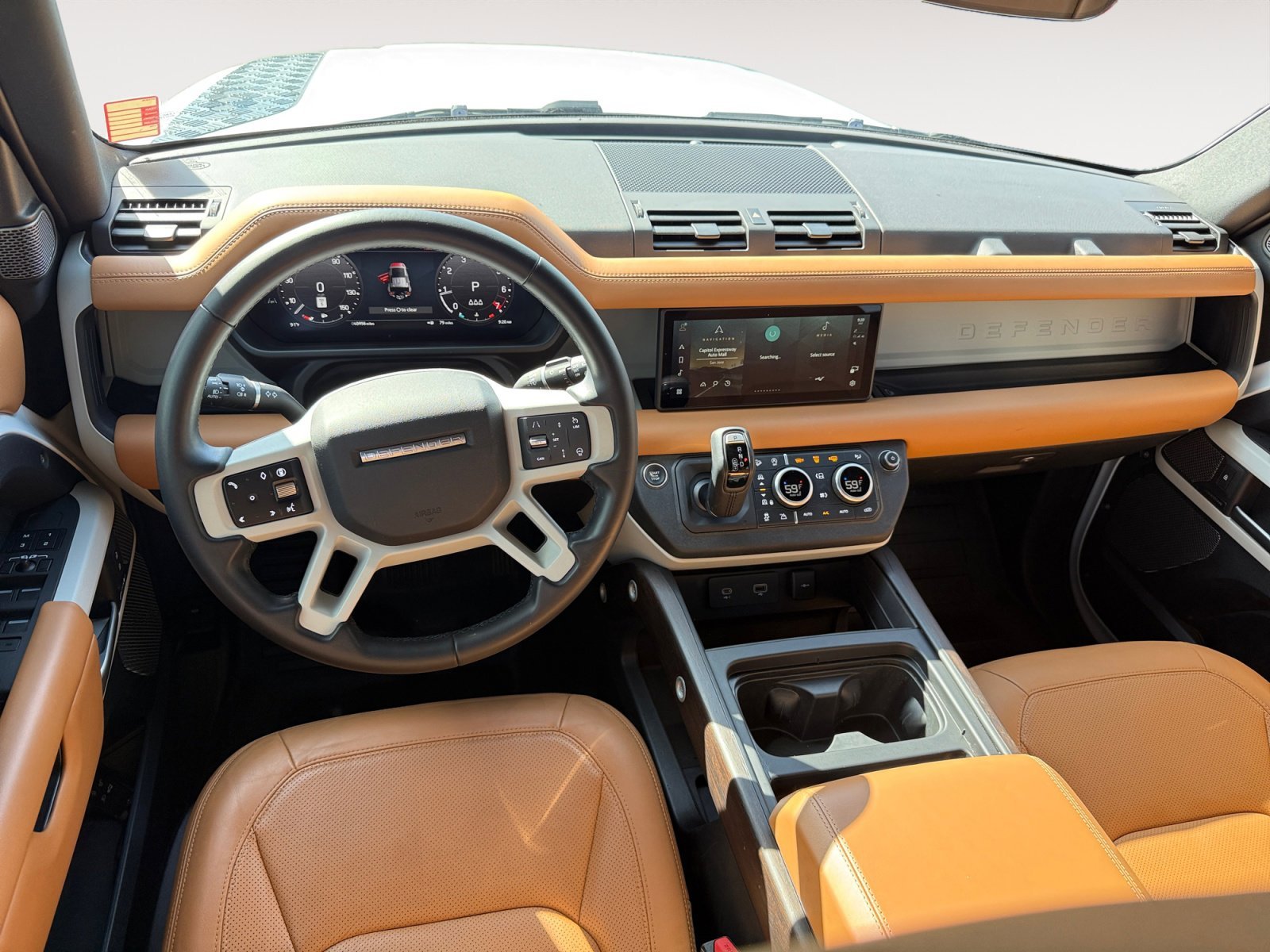 Used 2024 Fuji White Land Rover S image 15