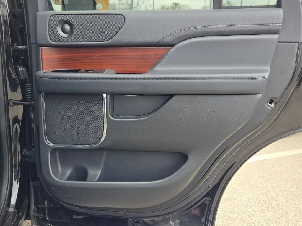2023 Lincoln Navigator Reserve - Photo 11