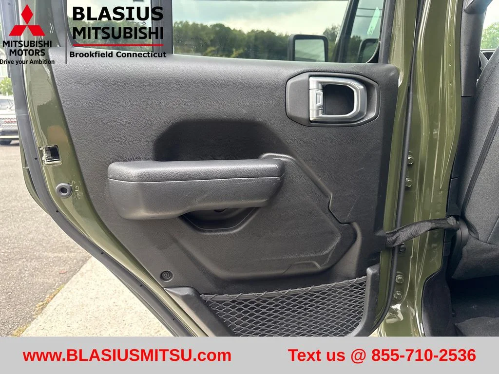 Used 2024 Green Jeep Sport S 4xe image 37