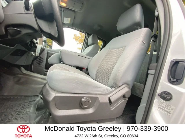Used 2015 White Ford XL image 11