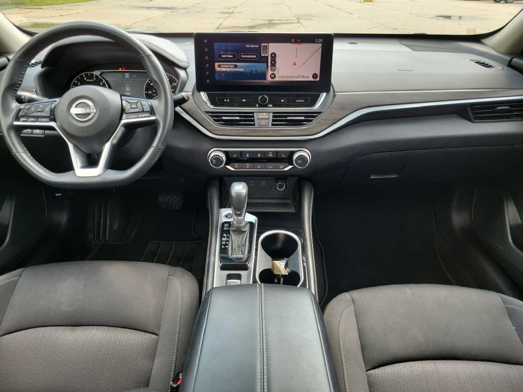 Used 2023 Gray Nissan 2.5 SV image 13
