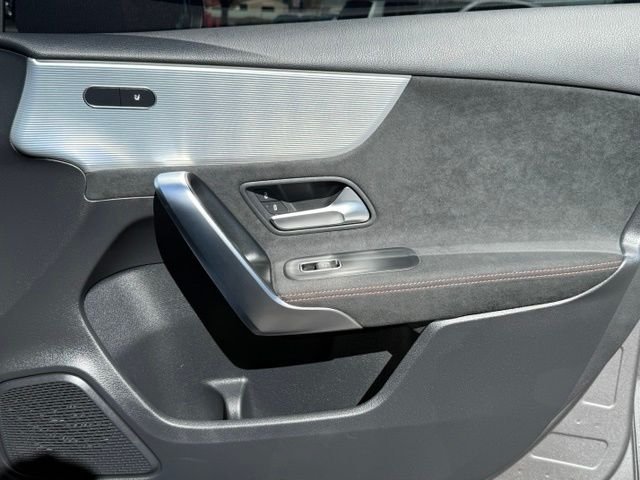 Certified Used 2022  Mercedes-Benz A 220 image 29