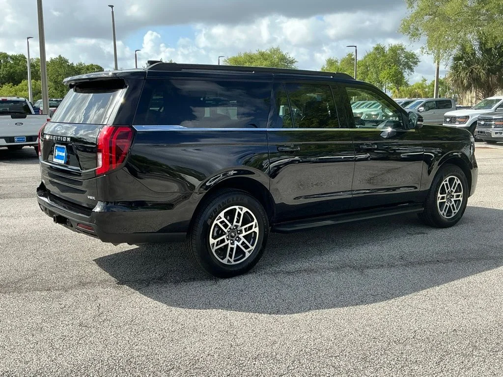 Used 2025 Black Ford Active image 8