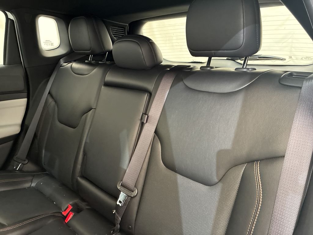 Used 2023 White Jeep Limited image 11