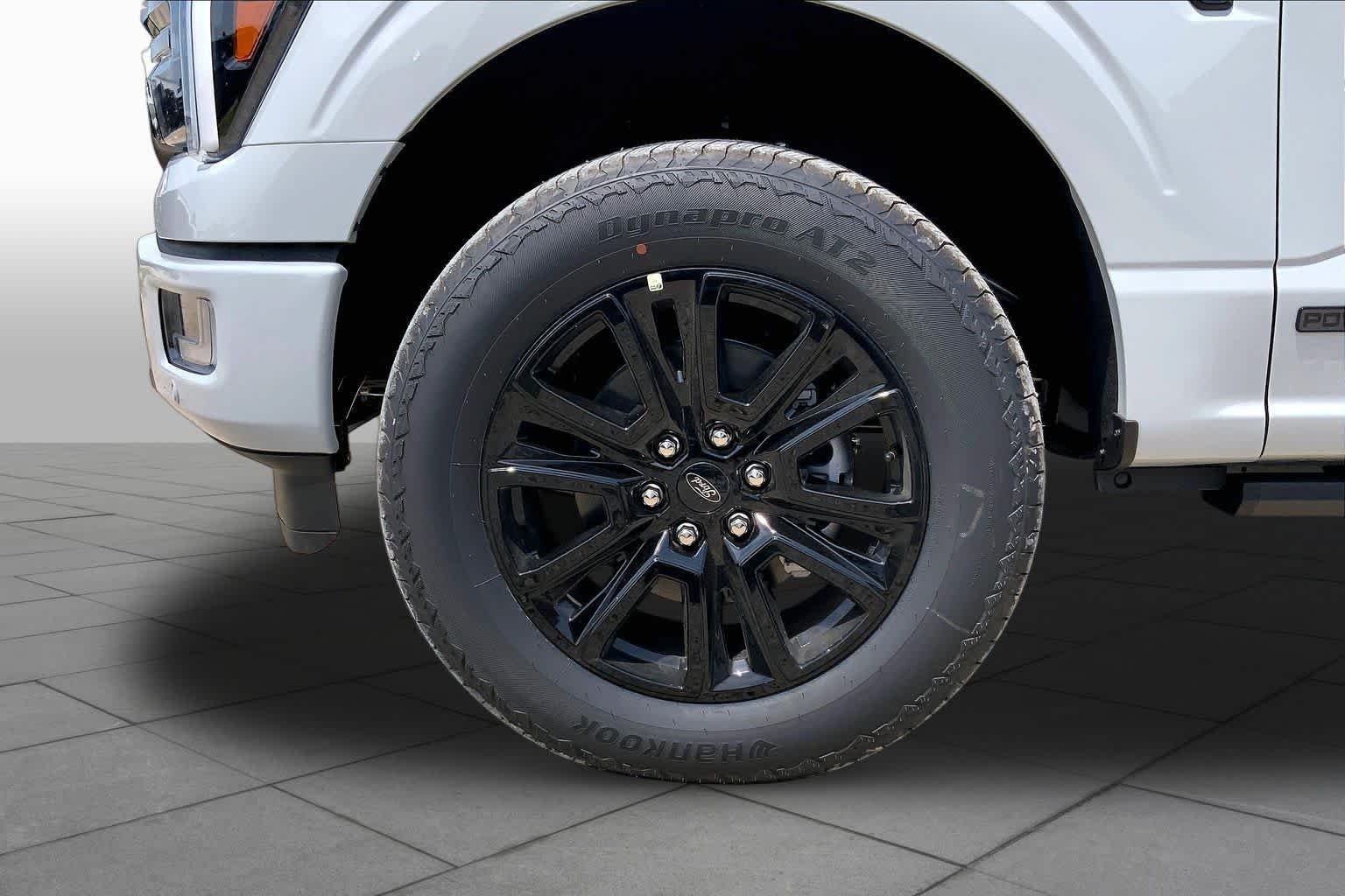 New 2026 Avalanche Ford Platinum® image 8