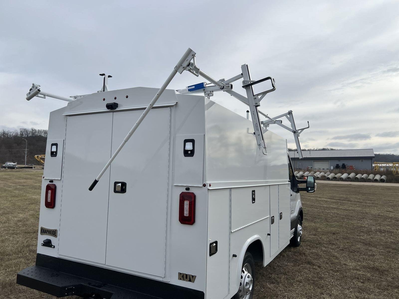 Used 2024 Oxford White Ford T350 AWD SRW image 8