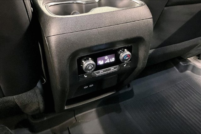 Used 2024 Sterling Metallic GMC AT4 image 33