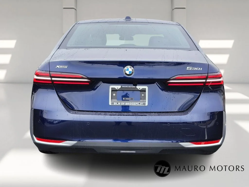 Used 2026 Blue BMW 530i xDrive image 4