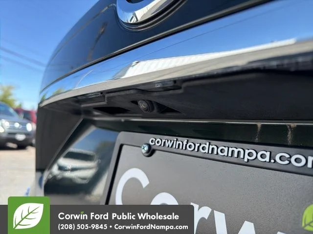 Used 2018 Green Nissan SV image 11