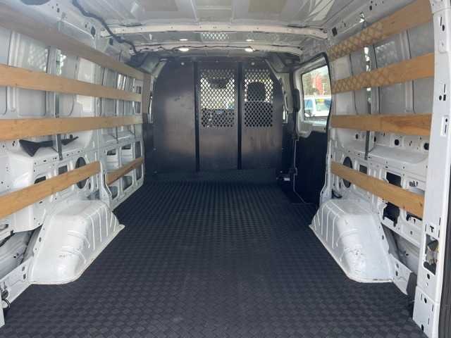 Used 2024 White Ford T250 image 13