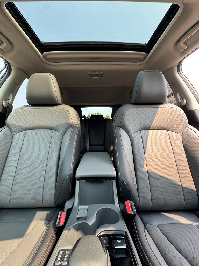 New 2026 CRYSTAL WHITE PEARL Subaru Limited Hybrid image 37
