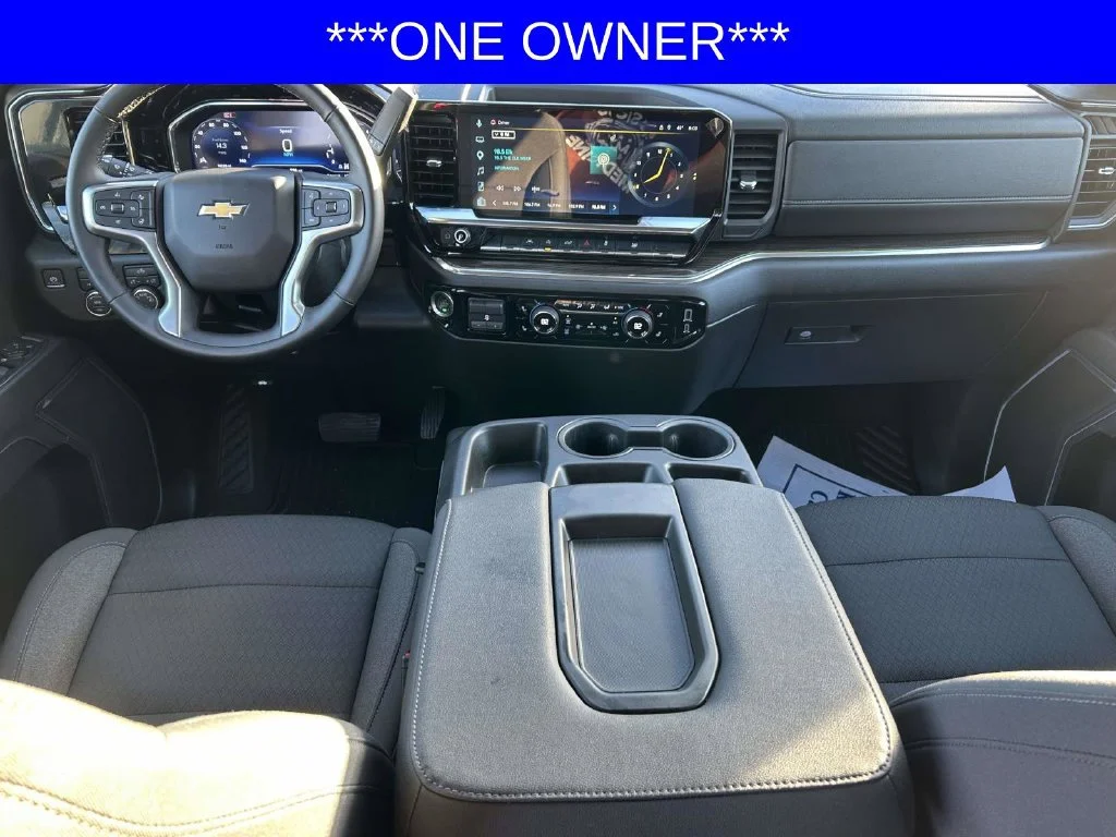 Used 2025 Sterling Gray Metallic Chevrolet LT (2FL) image 13