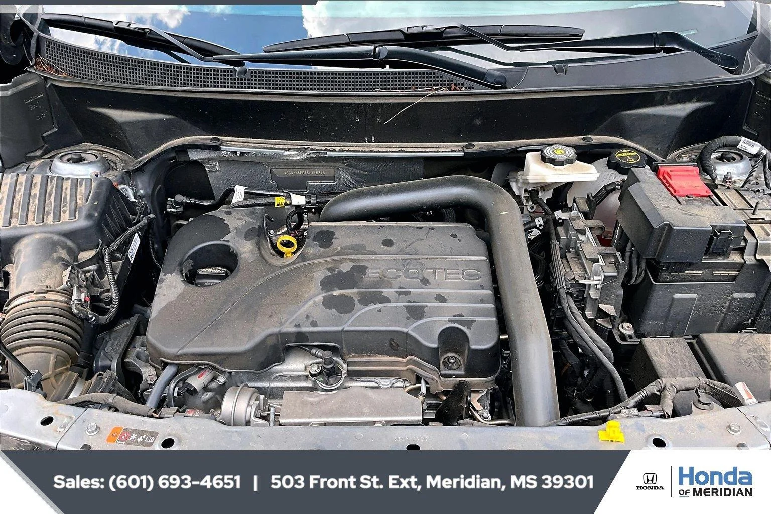 Used 2025 Sterling Gray Metallic Chevrolet AWD ACTIV image 8