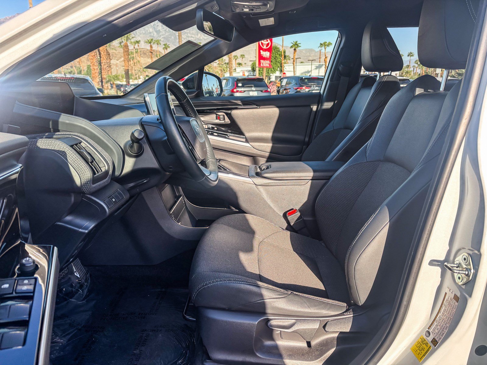 Used 2023 Pearl Toyota XLE image 19