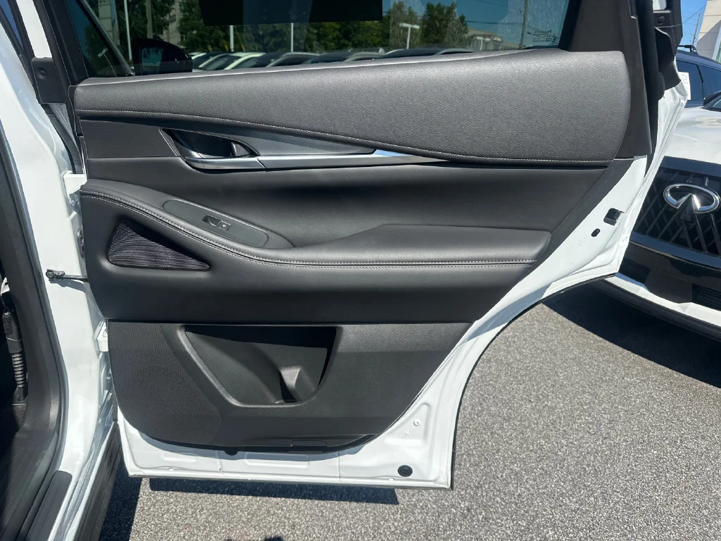 Certified Used 2026 White INFINITI PURE image 16