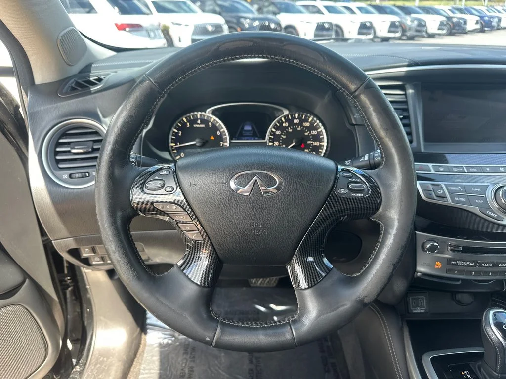 Used 2020 Black INFINITI LUXE image 20
