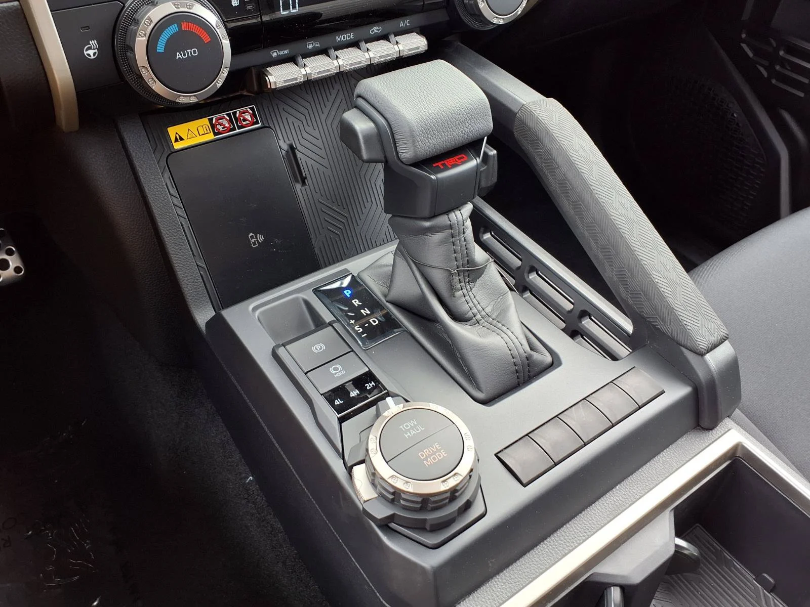 New 2026 Wind Chill Pearl <sup>1</sup> Toyota  TRD Sport image 9