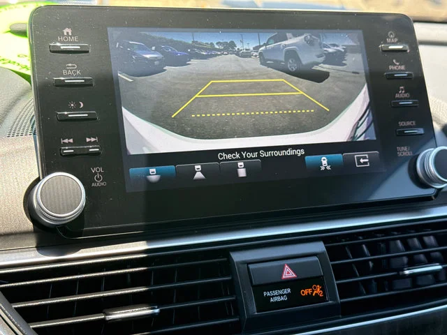 2022 Honda Accord Touring - Photo 10