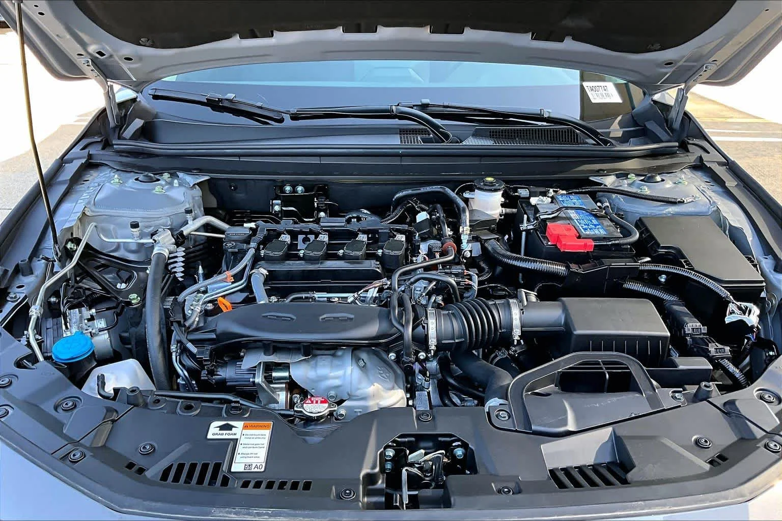 New 2026 Urban Gray Pearl Honda SE image 16