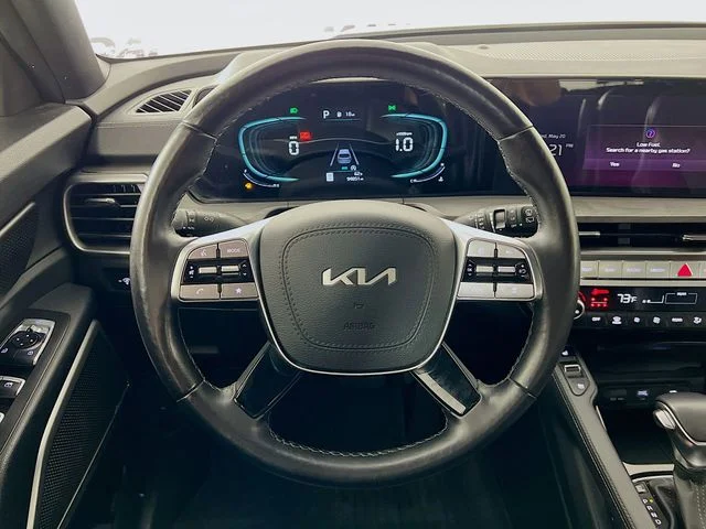 Used 2023 White Kia EX X-Line image 12