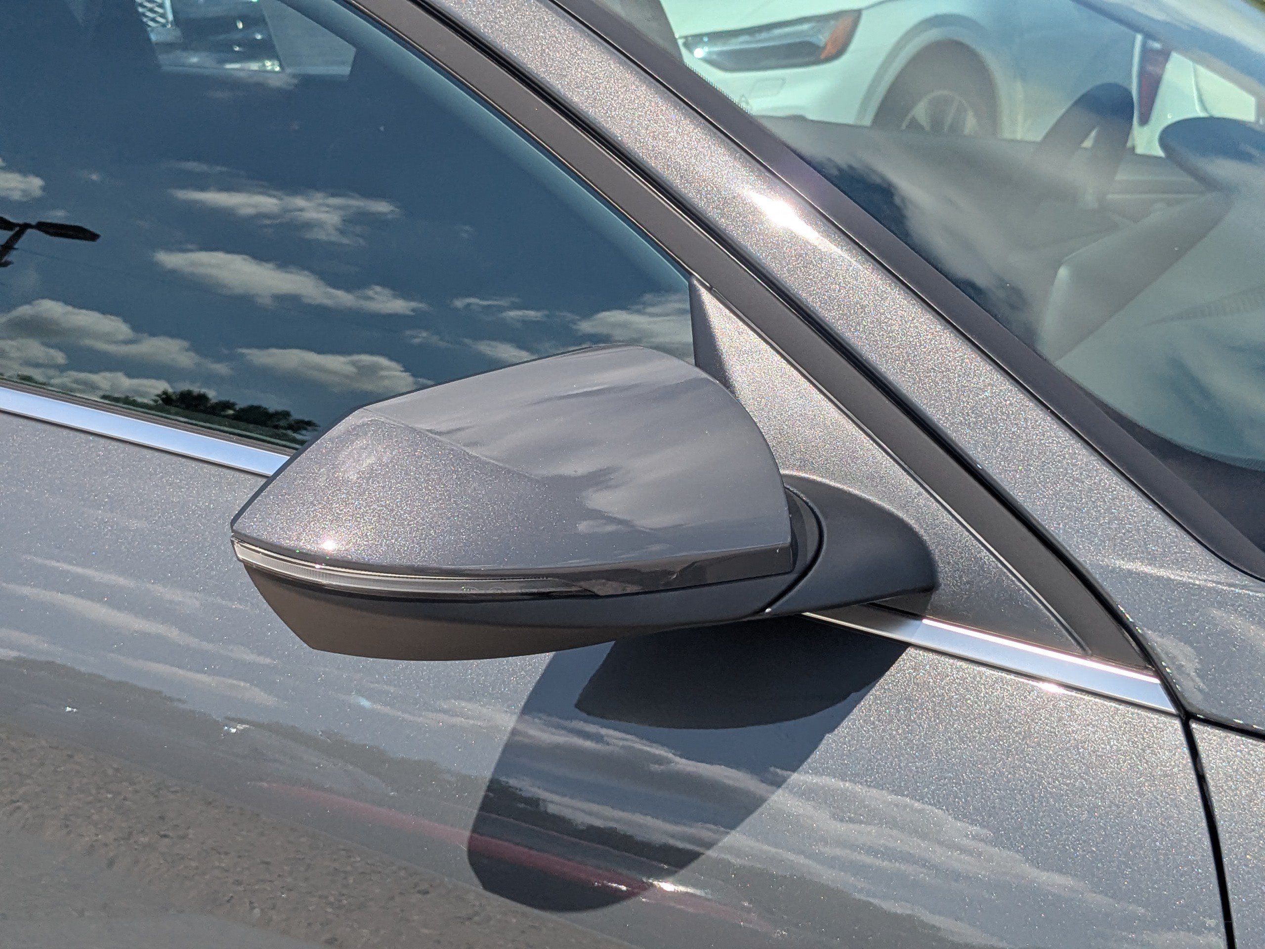 New 2026 Ecotronic Gray Hyundai Limited image 12