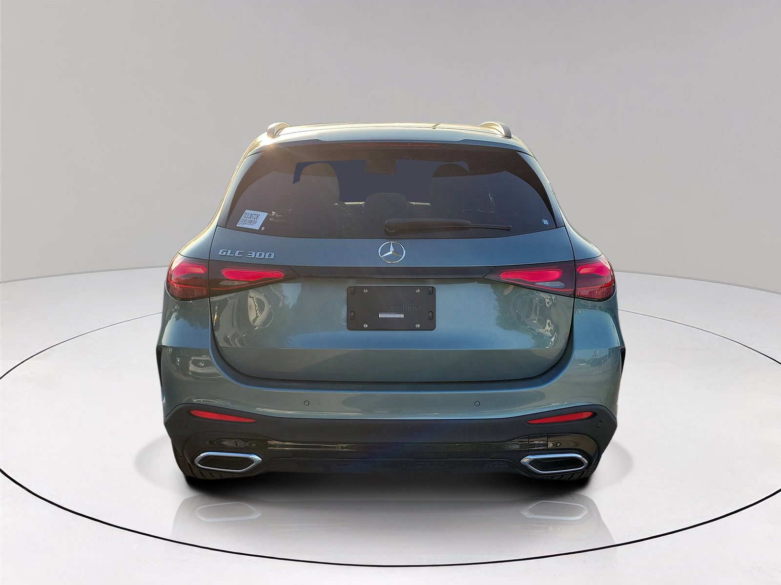 New 2026 Verde Silver Metallic Mercedes-Benz GLC 300 image 5