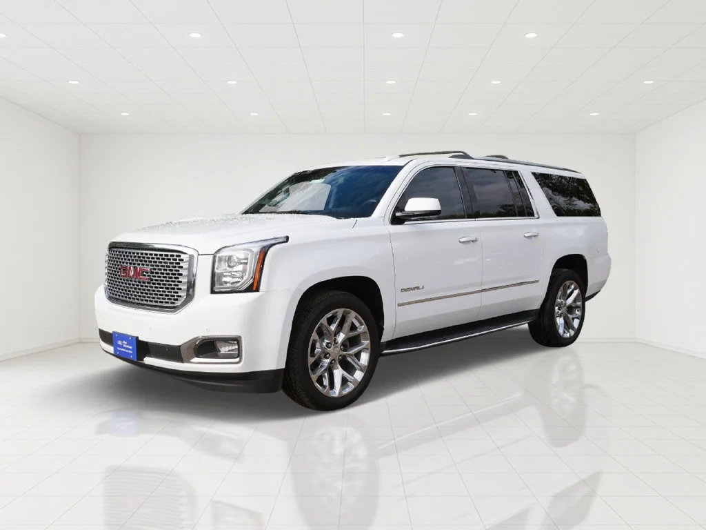 Certified 2017 GMC Yukon XL Denali with VIN 1GKS2HKJ4HR255317 for sale in White Bear Lake, Minnesota