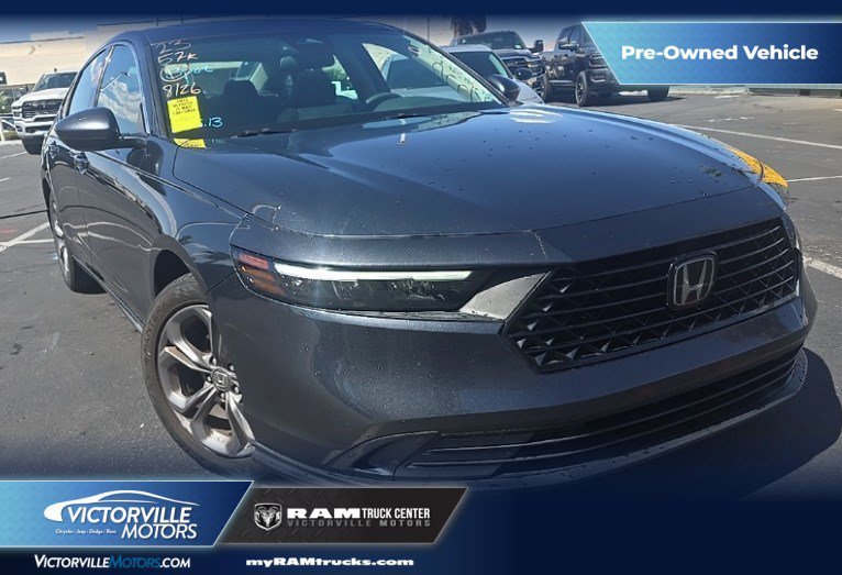 Used 2023 Gray Honda EX image 1