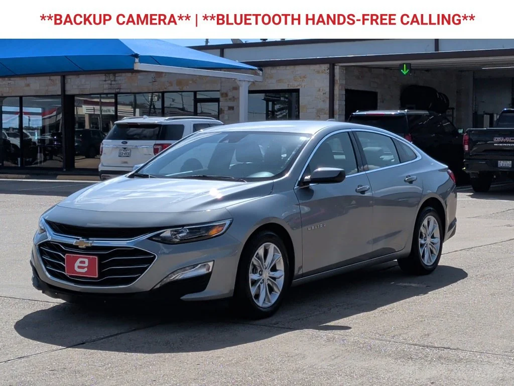 Used 2025 Gray Chevrolet LT image 3