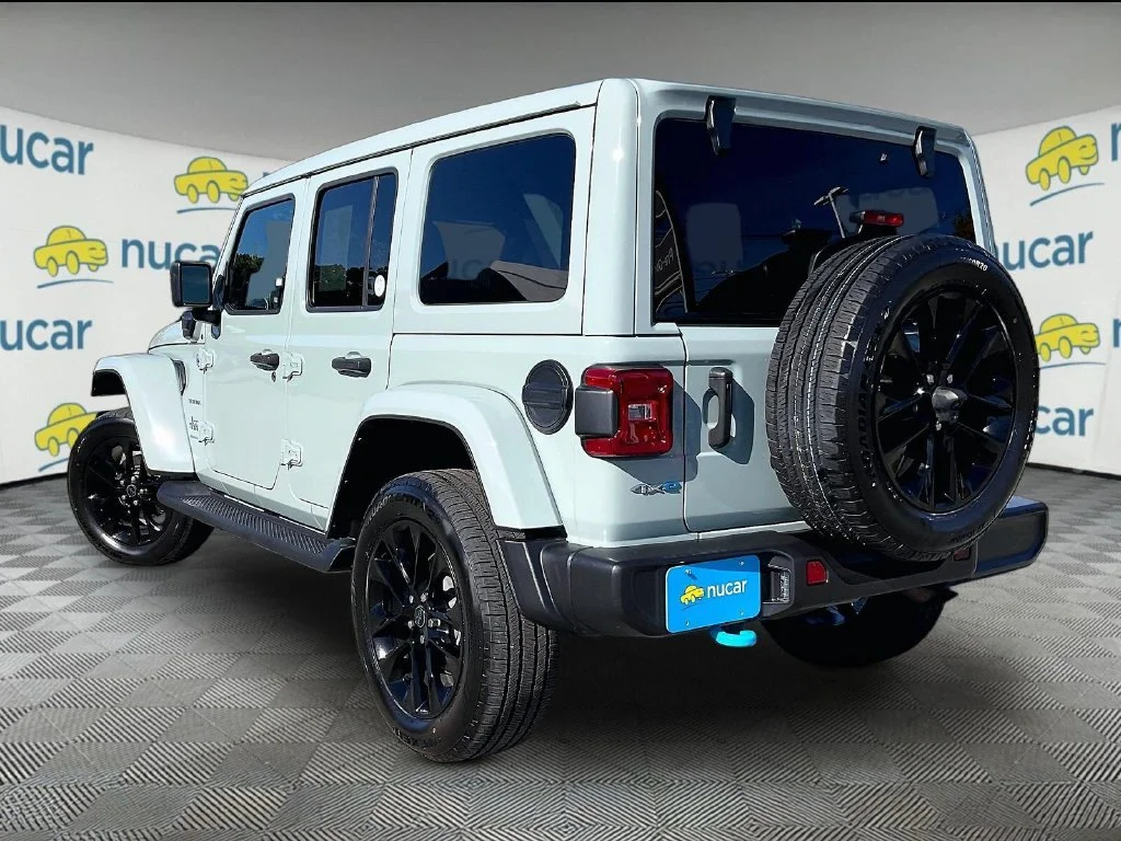 Used 2024 Gray Jeep Sahara 4xe image 4
