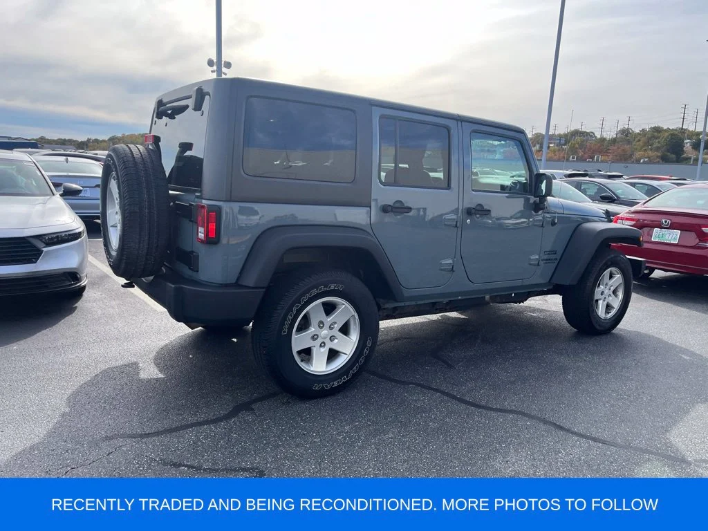 Used 2014 Anvil Clear Coat Jeep Unlimited Sport image 3
